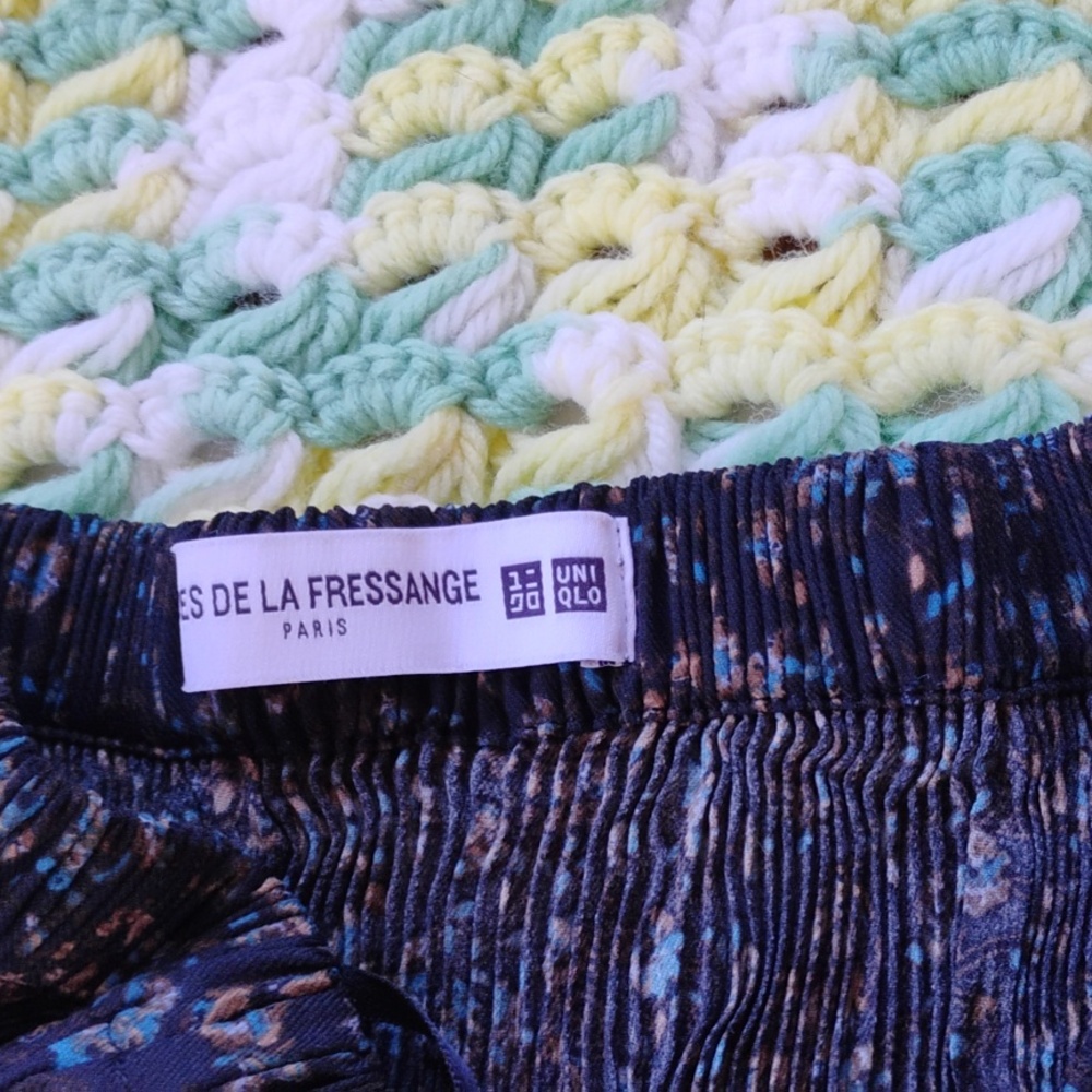 Uniqlo Dark Blue Floral Maxi Skirt - Picture 4 of 7